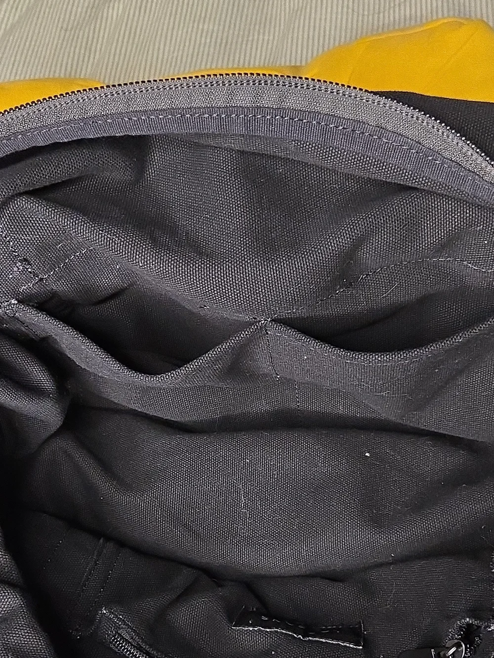 Men's Black Lo And Sons Travel Duffel Bag - Carry Duffel